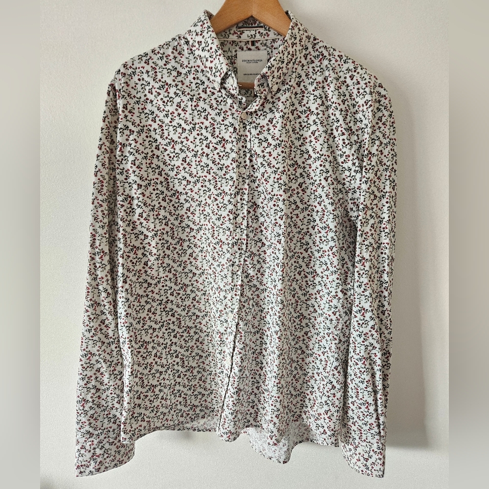 Denim & flower by Ricky Singh floral button down